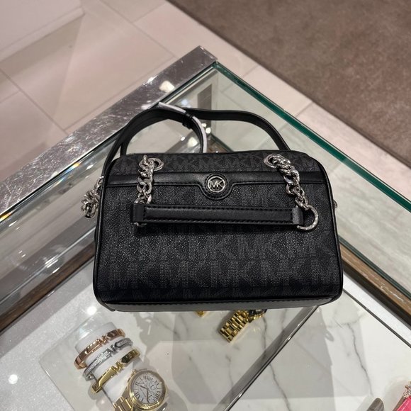 Kors Jet Set Michael Kors Bag Admiral MICHAEL KORS BLAIRE EXTRA-SMALL LOGO DUFFEL CROSSBODY BAG Kors Jet Set Michael Kors Bag Admiral MICHAEL KORS BLAIRE EXTRA-SMALL LOGO DUFFEL CROSSBODY BAG